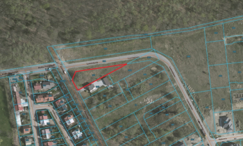 mapka z zazmaczoną działką 597 przy ulivcy Klonowej